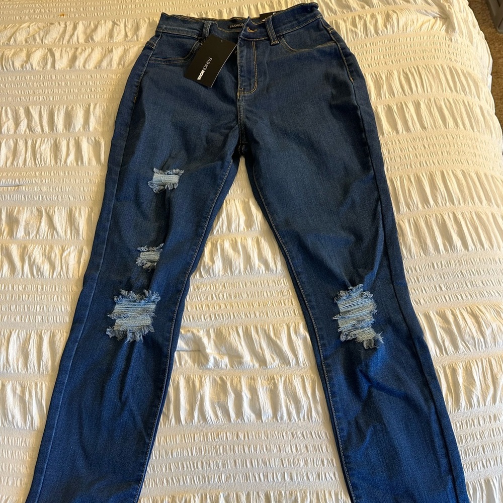 Fashion Nova jeans. Size 5. Medium blue.